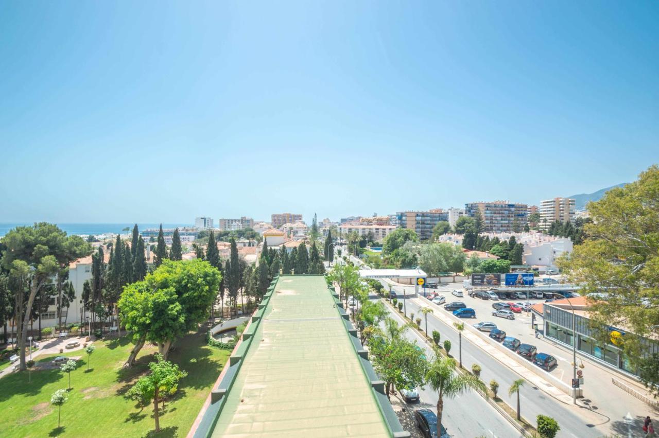 El Rocio En La Playa De Cariluela Apartman Torremolinos Kültér fotó