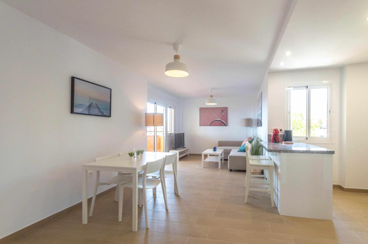 El Rocio En La Playa De Cariluela Apartman Torremolinos Kültér fotó