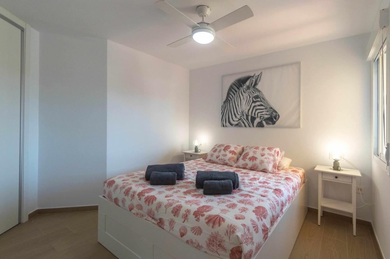 El Rocio En La Playa De Cariluela Apartman Torremolinos Kültér fotó